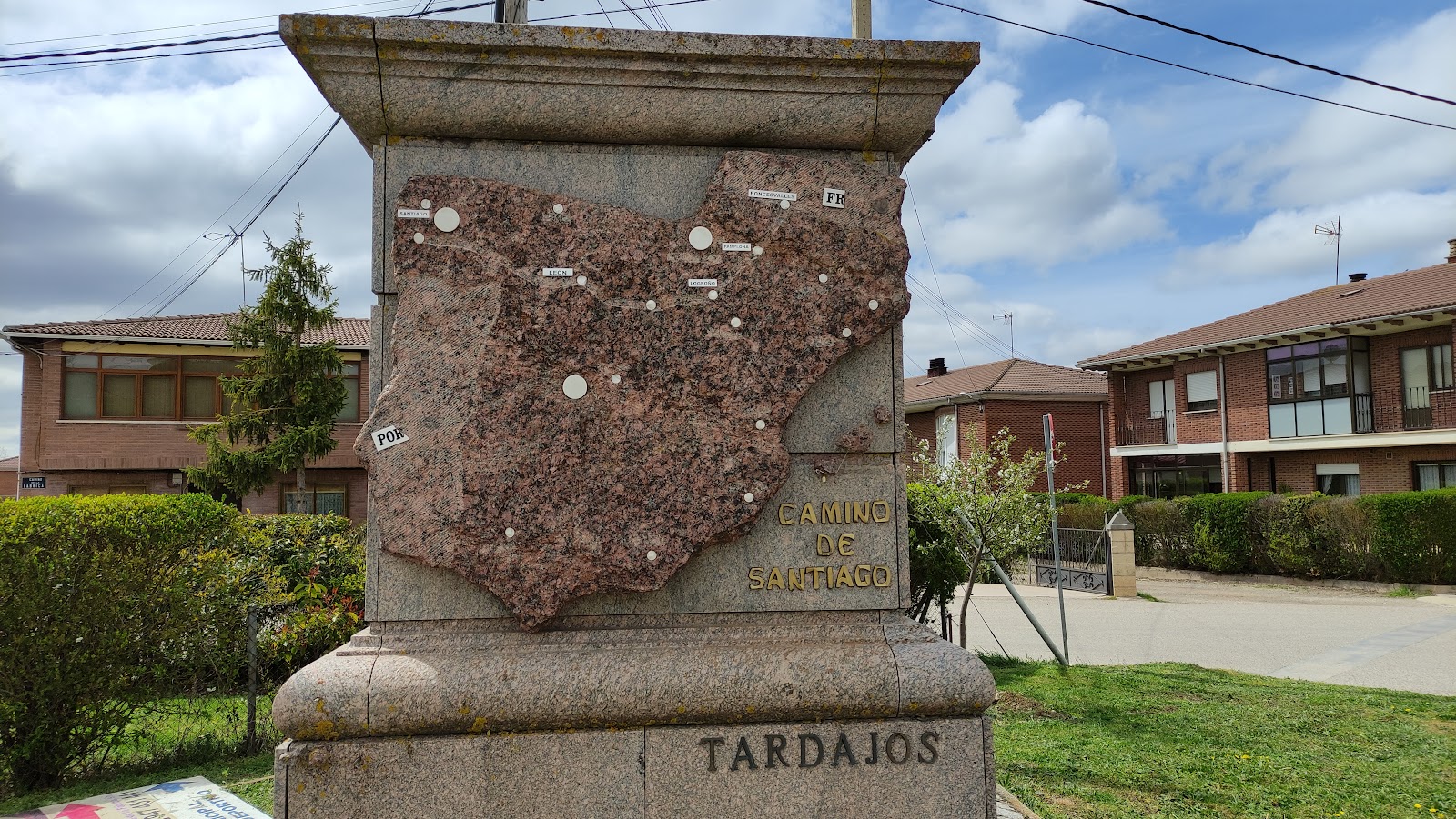 Tardajos locality view on the Camino Frances route