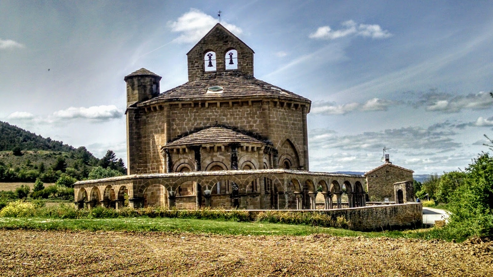 Muruzábal locality view on the Camino Frances route