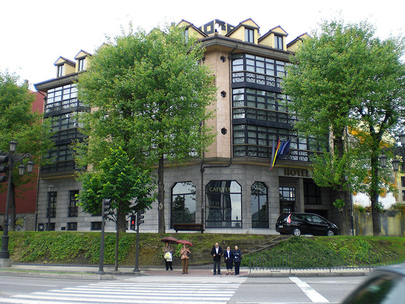Astures, hotel accommodation in Oviedo on the Camino Primitivo