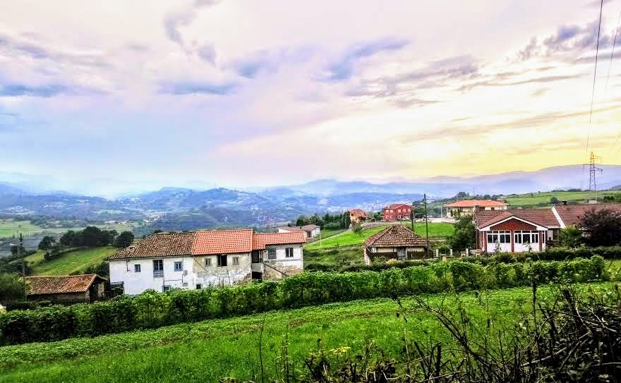 Casa Rural Finca Ranapega, villa accommodation in El Escamplero on the Camino Primitivo