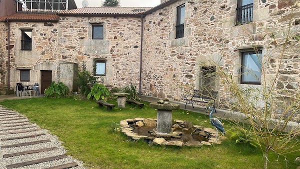 Albergue Ponte Olveira, albergue accommodation in A Ponte Olveira on the Camino Finisterre