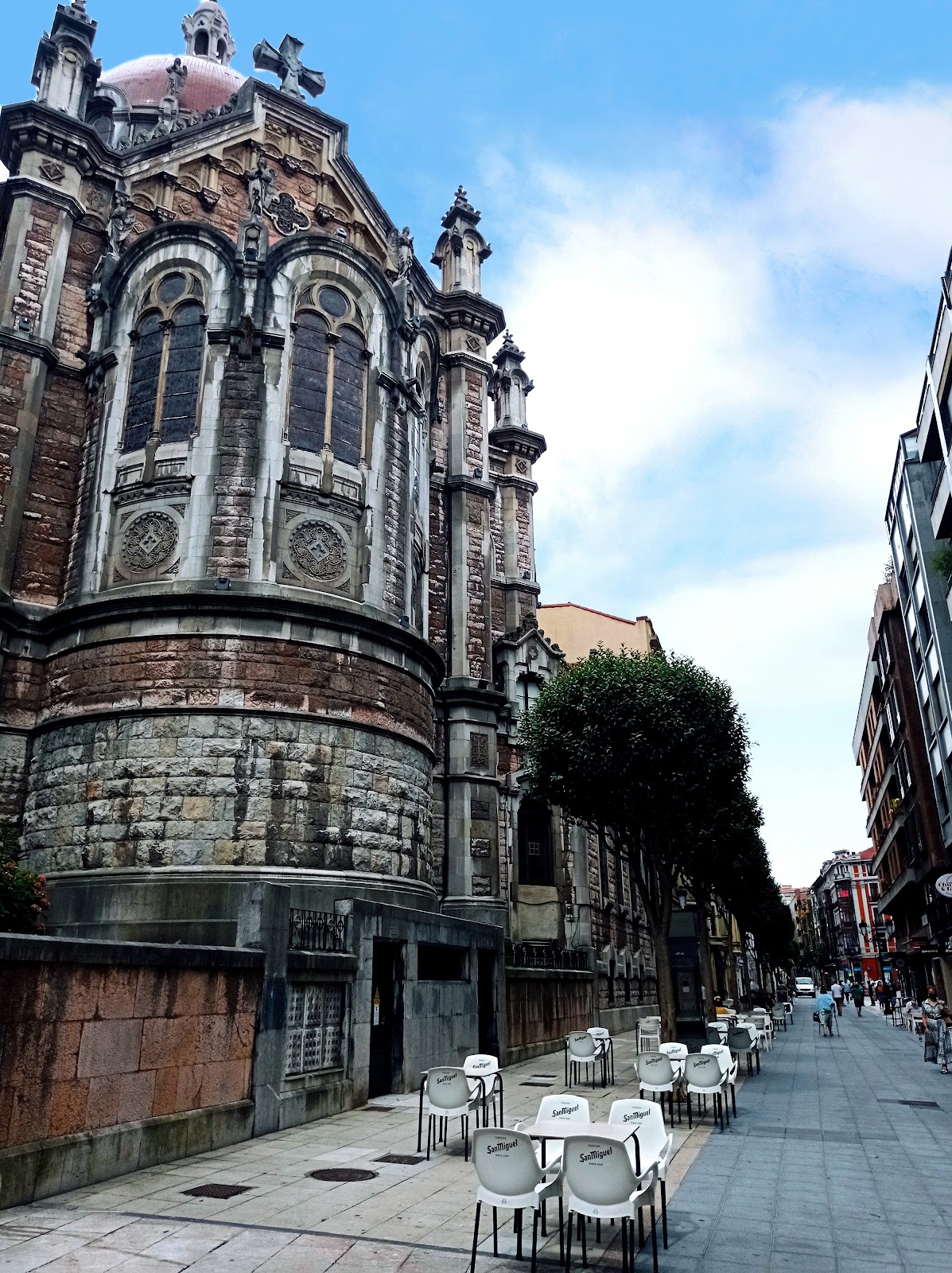 Hotel Palacio De Asturias, hotel accommodation in Oviedo on the Camino Primitivo