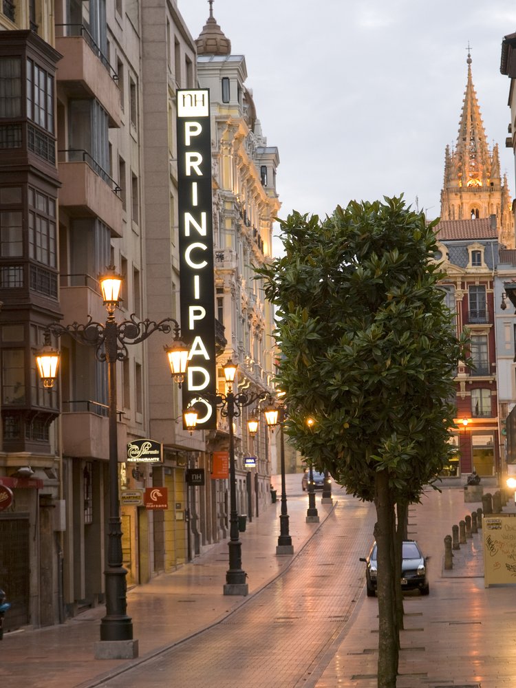Hotel NH Oviedo Principado, hotel accommodation in Oviedo on the Camino Primitivo