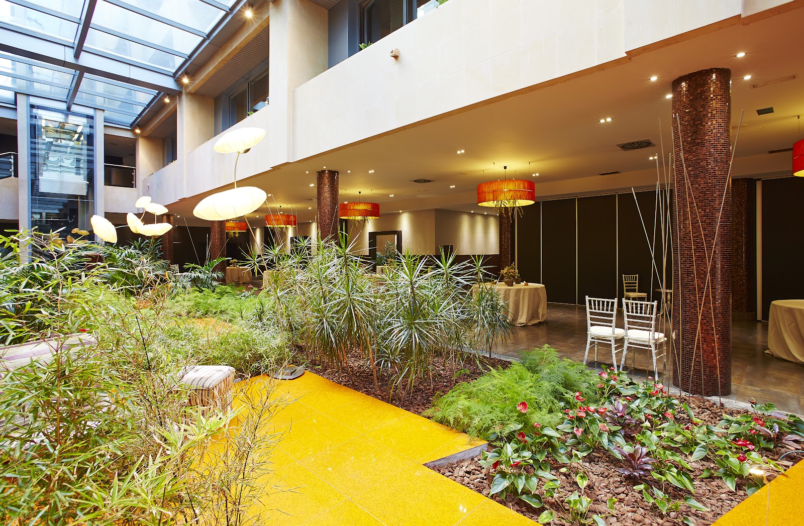 IBERIK Santo Domingo Plaza Hotel, hotel accommodation in Oviedo on the Camino Primitivo
