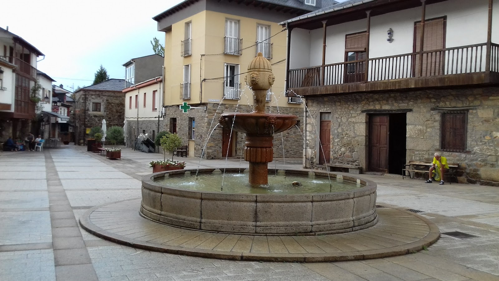 casa rural La Torre de Babel photo 9, pension accommodation in Molinaseca on the Camino Frances