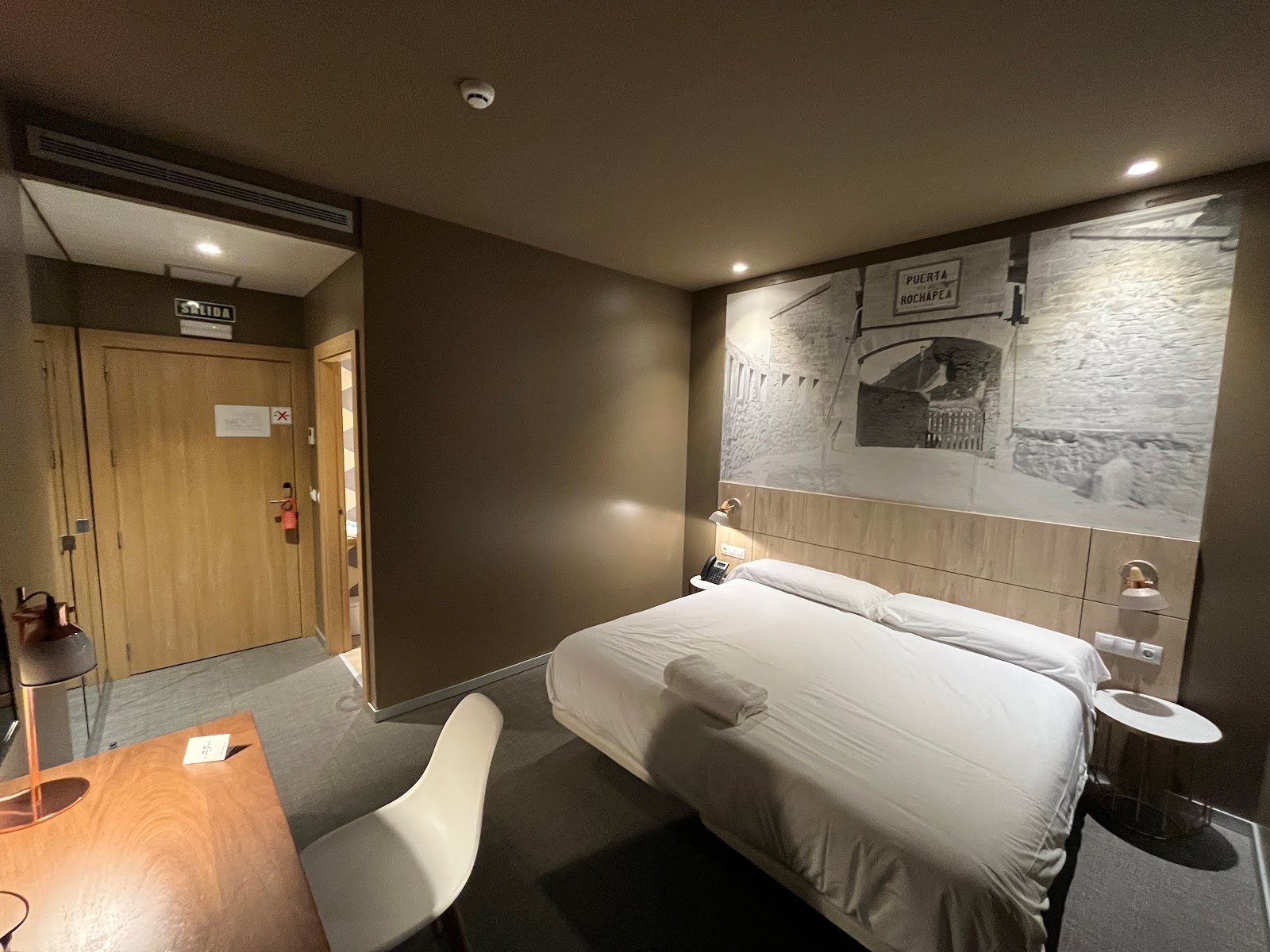 Hotel Restaurante Landaben photo 2, hotel accommodation in Pamplona on the Camino Frances