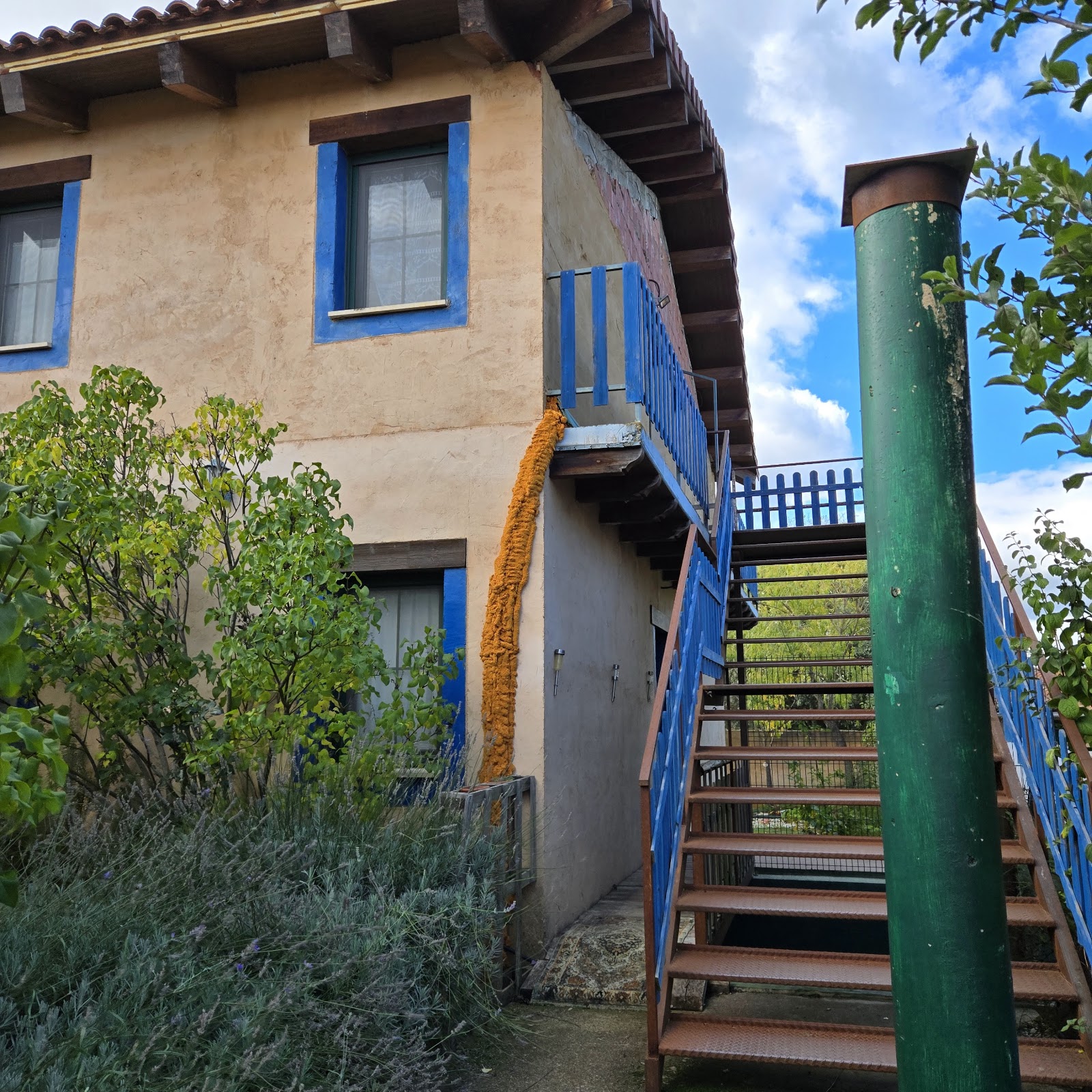 ALBERGUE peregrinos CASAFLOR photo 17, hostel accommodation in Murias de Rechivaldo on the Camino Frances