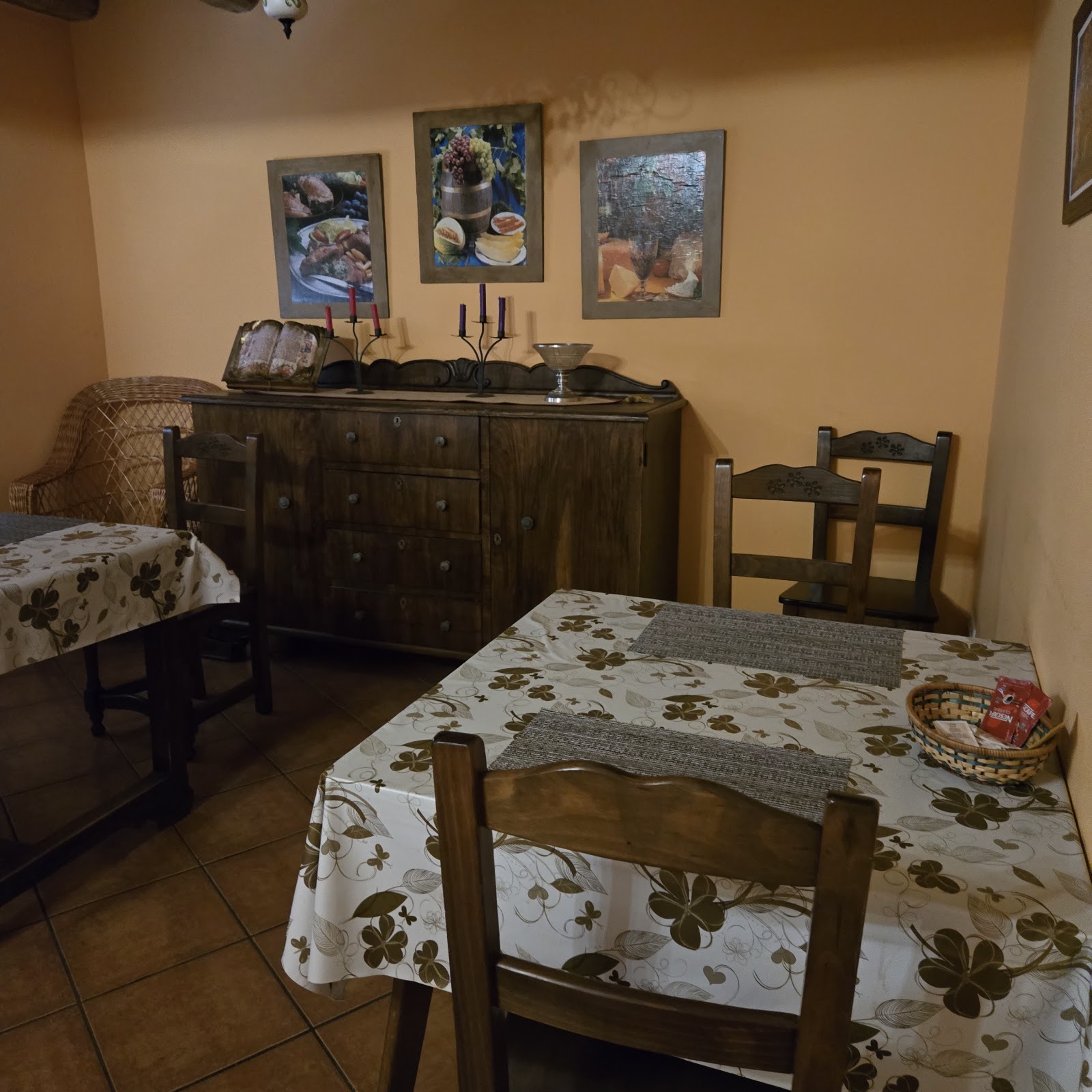 Guest House Joaco photo 9, pension accommodation in Mansilla de las Mulas on the Camino Frances
