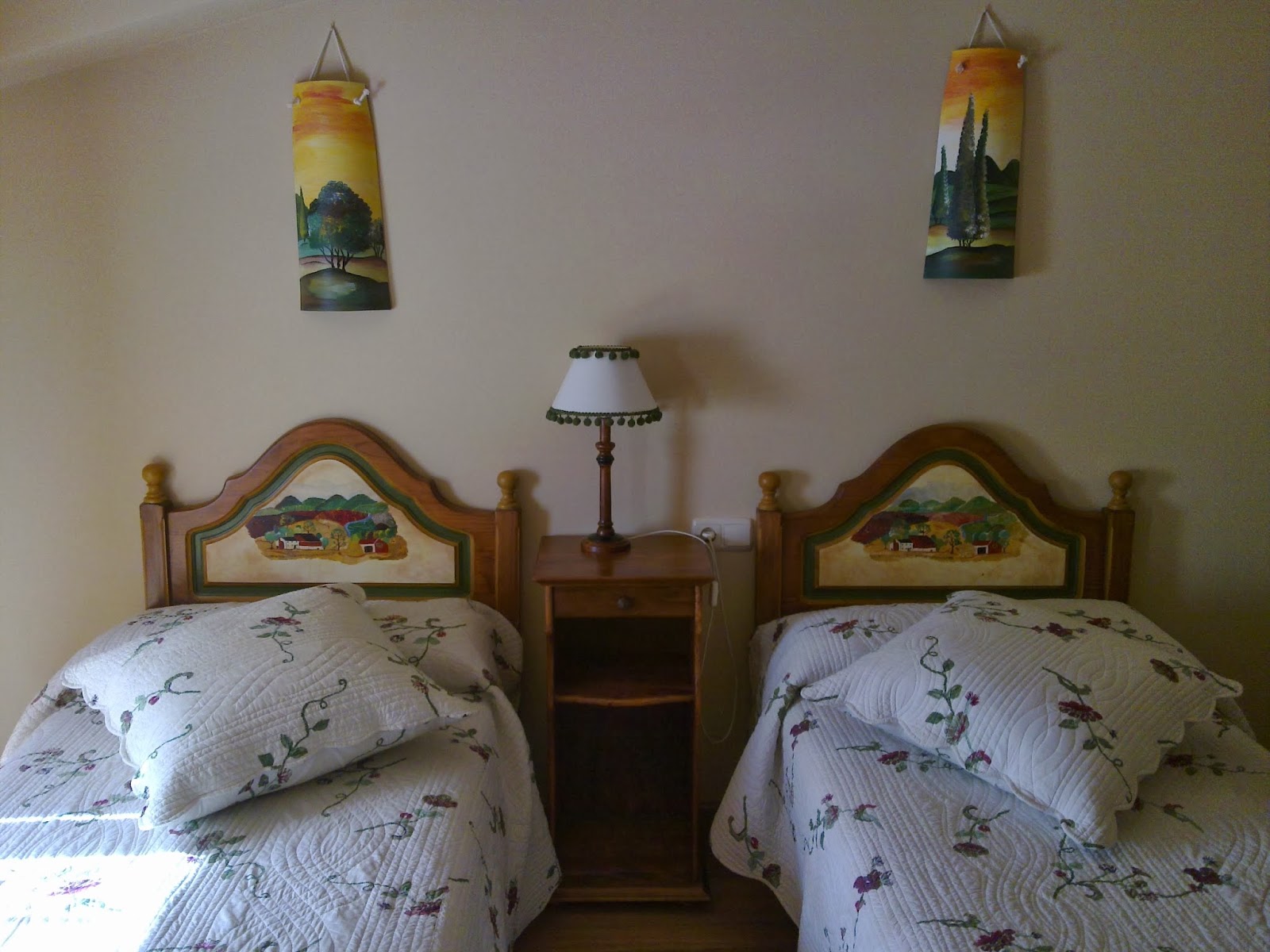 casa rural La Torre de Babel photo 2, pension accommodation in Molinaseca on the Camino Frances
