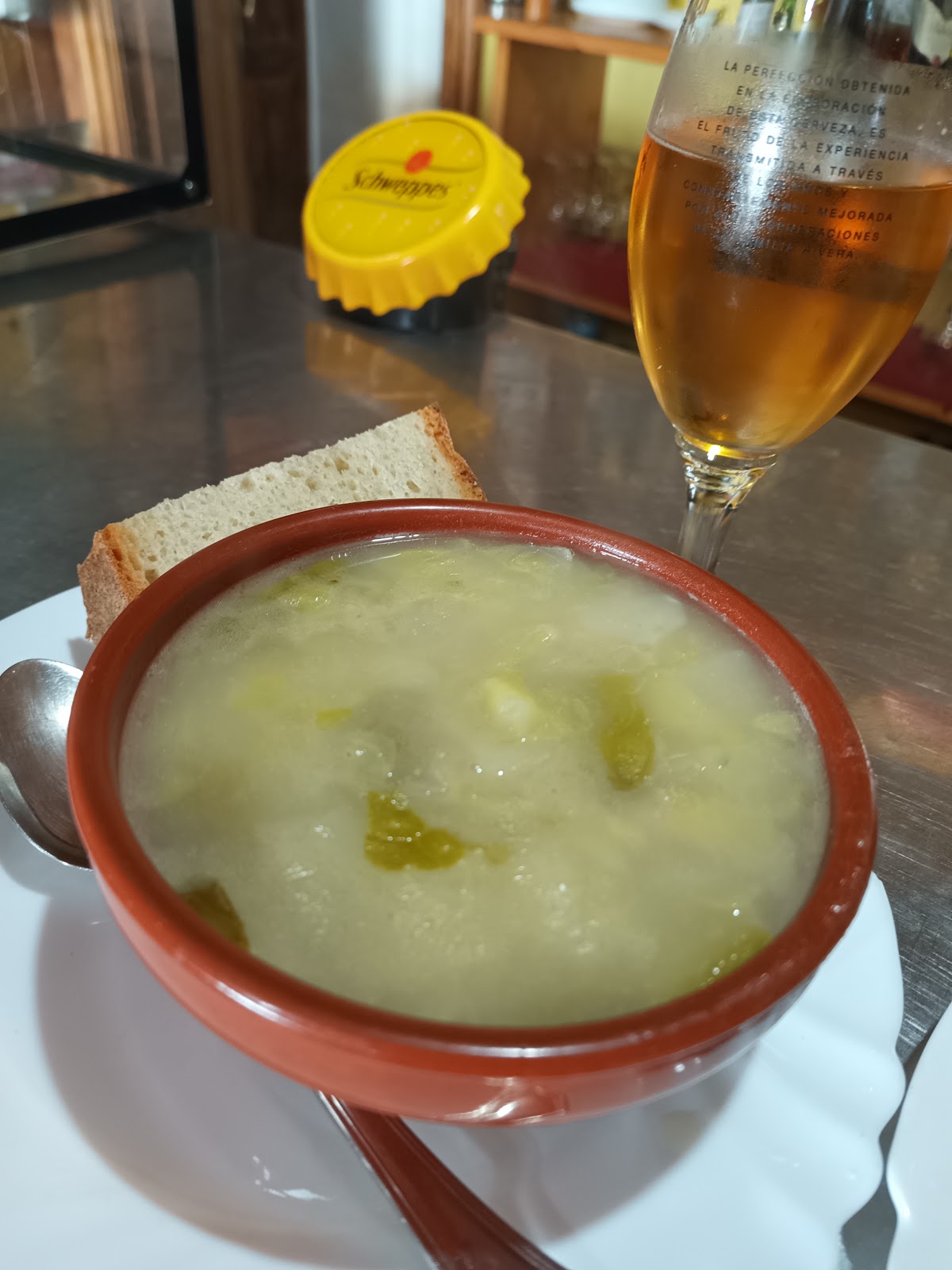 Albergue del Puerto photo 8, albergue accommodation in Alto do Poio on the Camino Frances