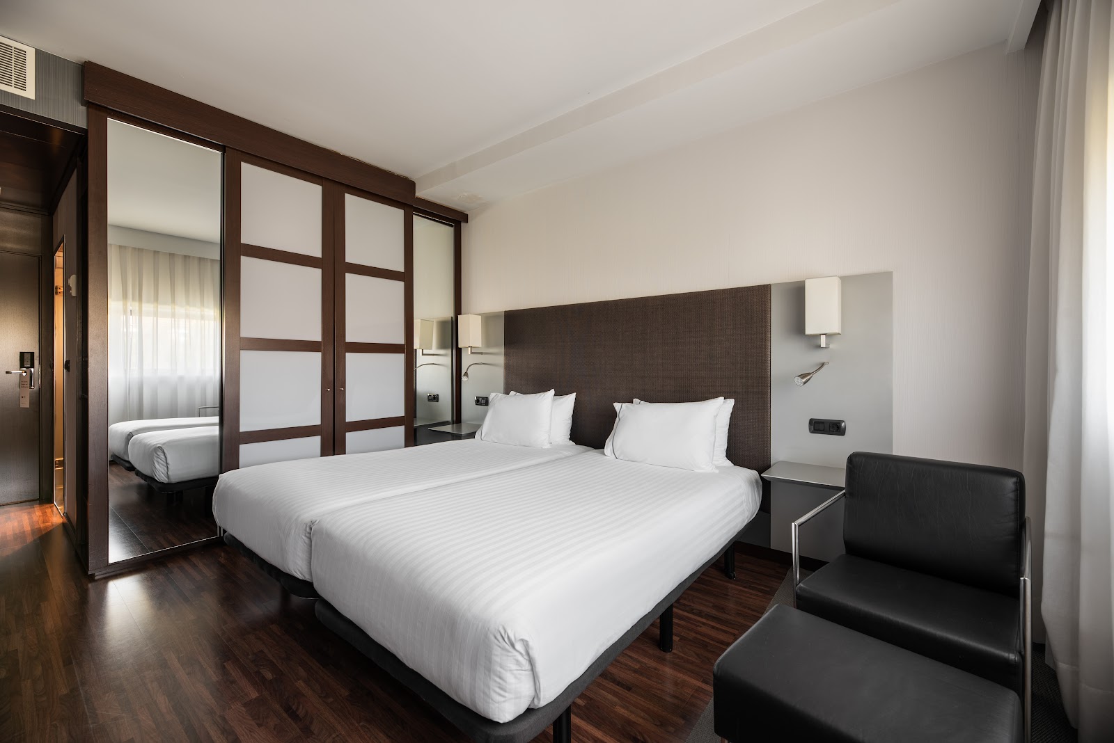 Exe Zizur Pamplona photo 6, hotel accommodation in Cizur Menor on the Camino Frances