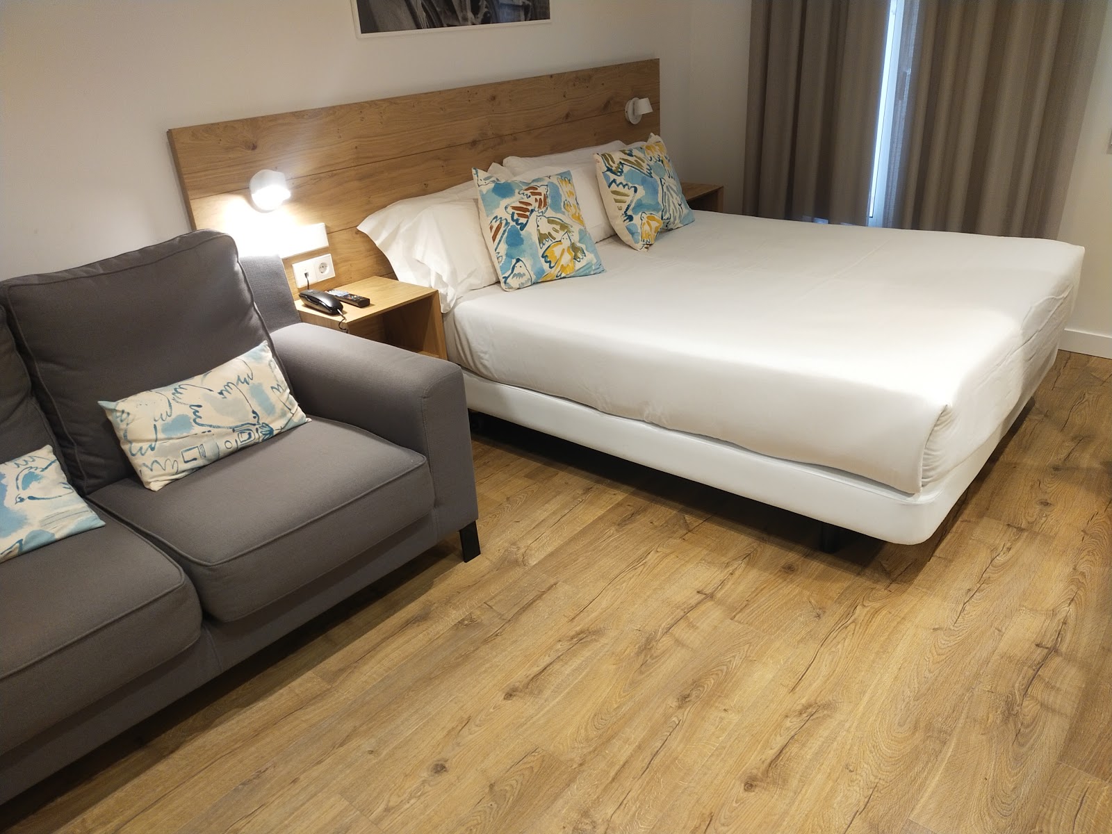 Antique Pamplona Tres Reyes Apartments photo 2, apartment accommodation in Pamplona on the Camino Frances