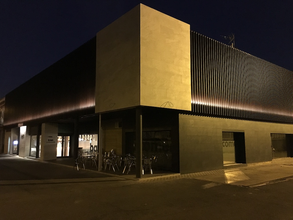 Hotel Restaurante Landaben, hotel accommodation in Pamplona on the Camino Frances