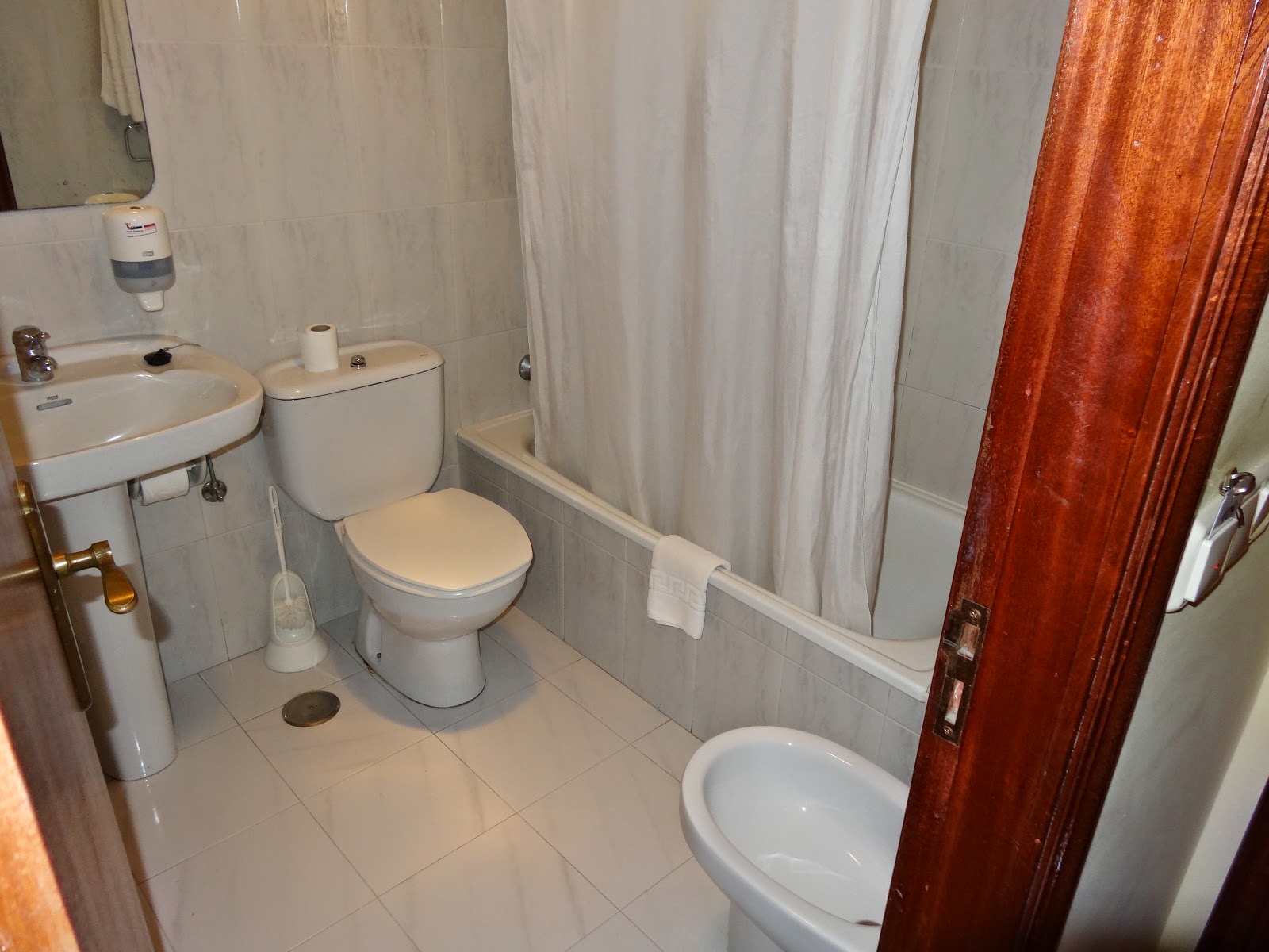 Hotel Suiza photo 16, hotel accommodation in Arzúa on the Camino Frances