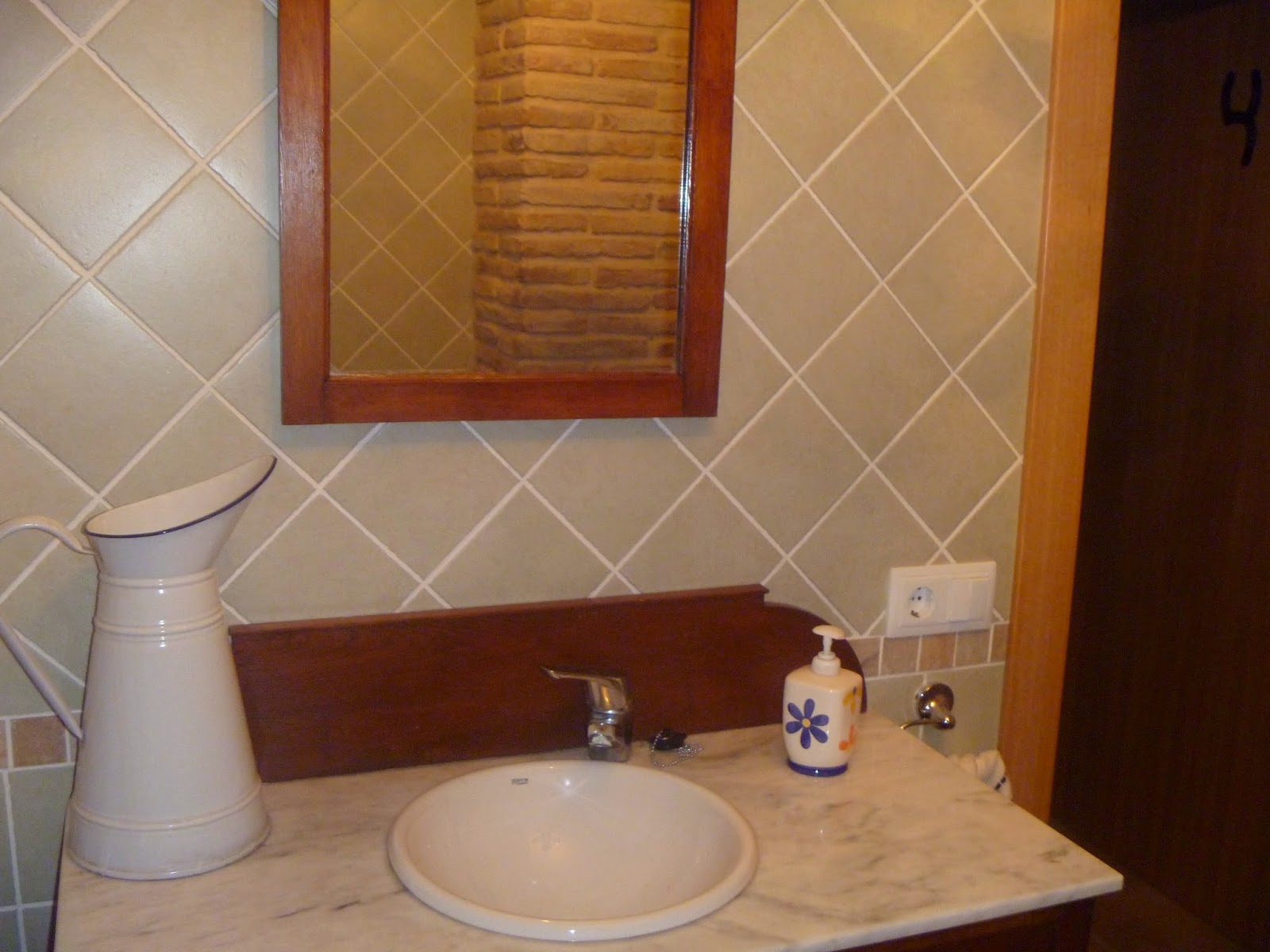 Casa Rural de habitaciones Martintxo 2 estrellas photo 3, pension accommodation in Sansol on the Camino Frances