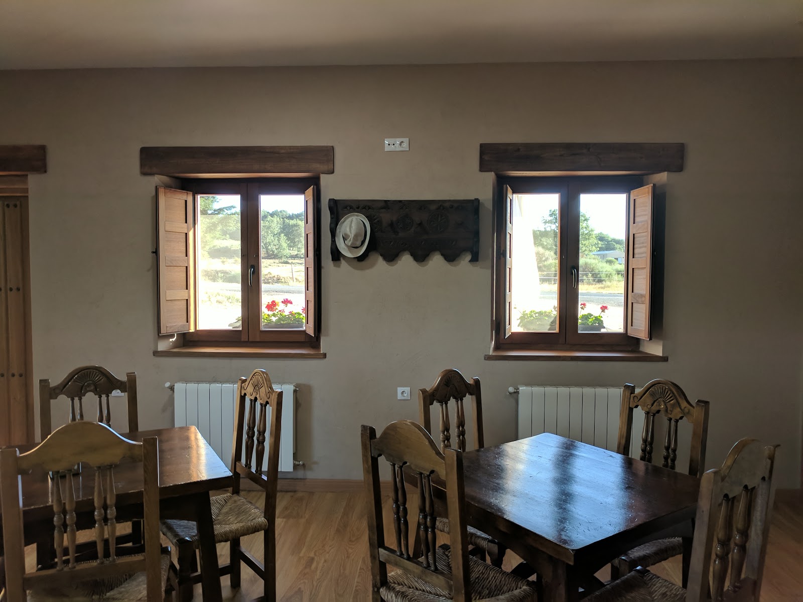 La Candela (Restaurante - Bar - Habitaciones) photo 9, albergue accommodation in Rabanal del Camino on the Camino Frances