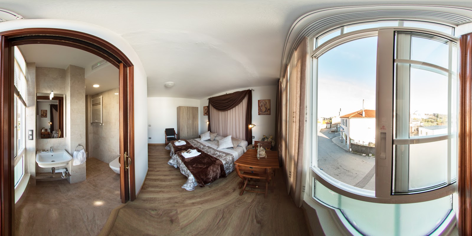 Hostel O Castelo photo 15, guesthouse accommodation in Palas de Rei on the Camino Frances
