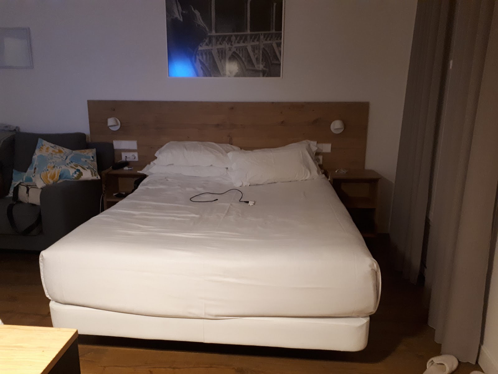 Antique Pamplona Tres Reyes Apartments photo 9, apartment accommodation in Pamplona on the Camino Frances