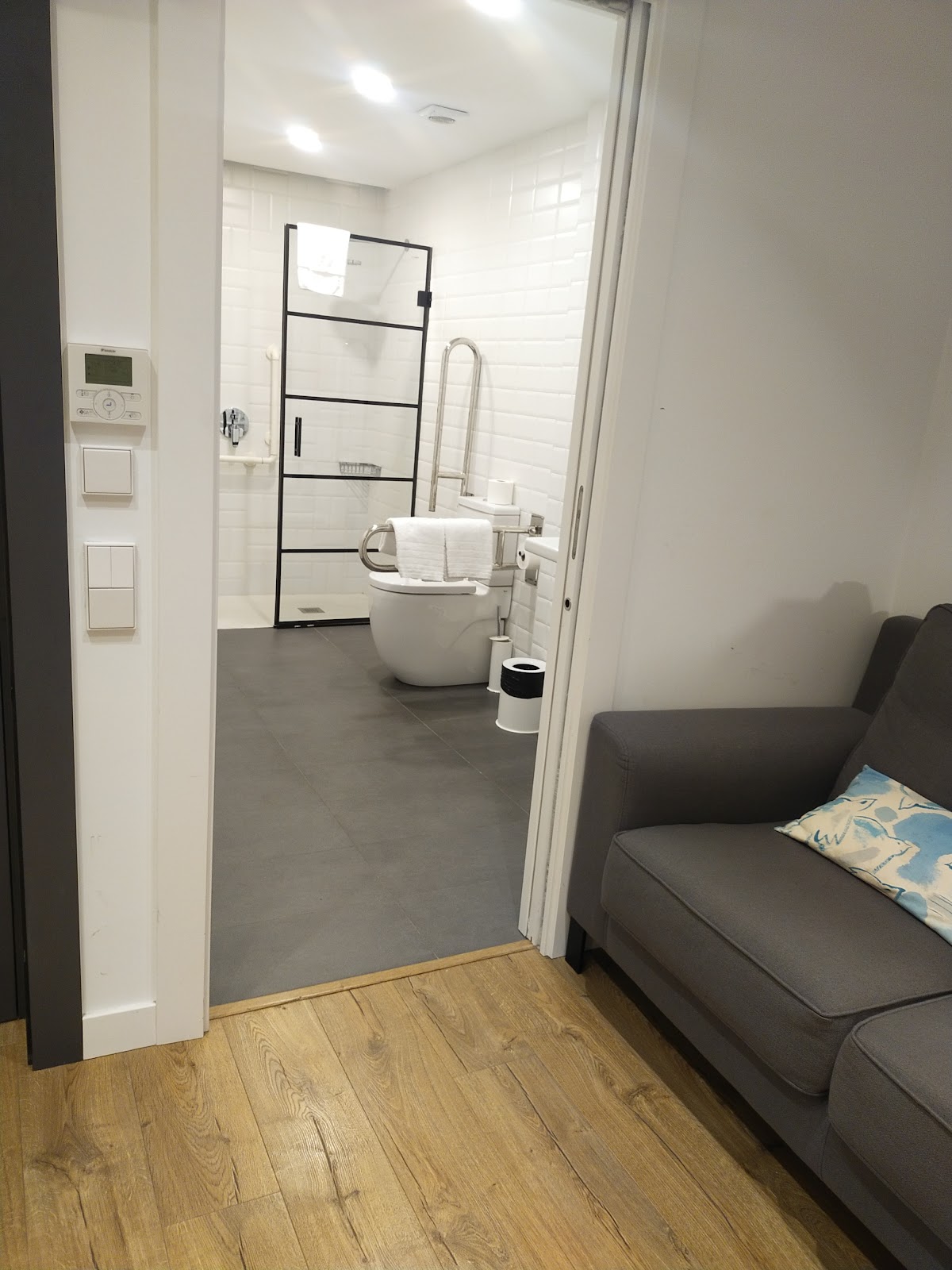 Antique Pamplona Tres Reyes Apartments photo 8, apartment accommodation in Pamplona on the Camino Frances
