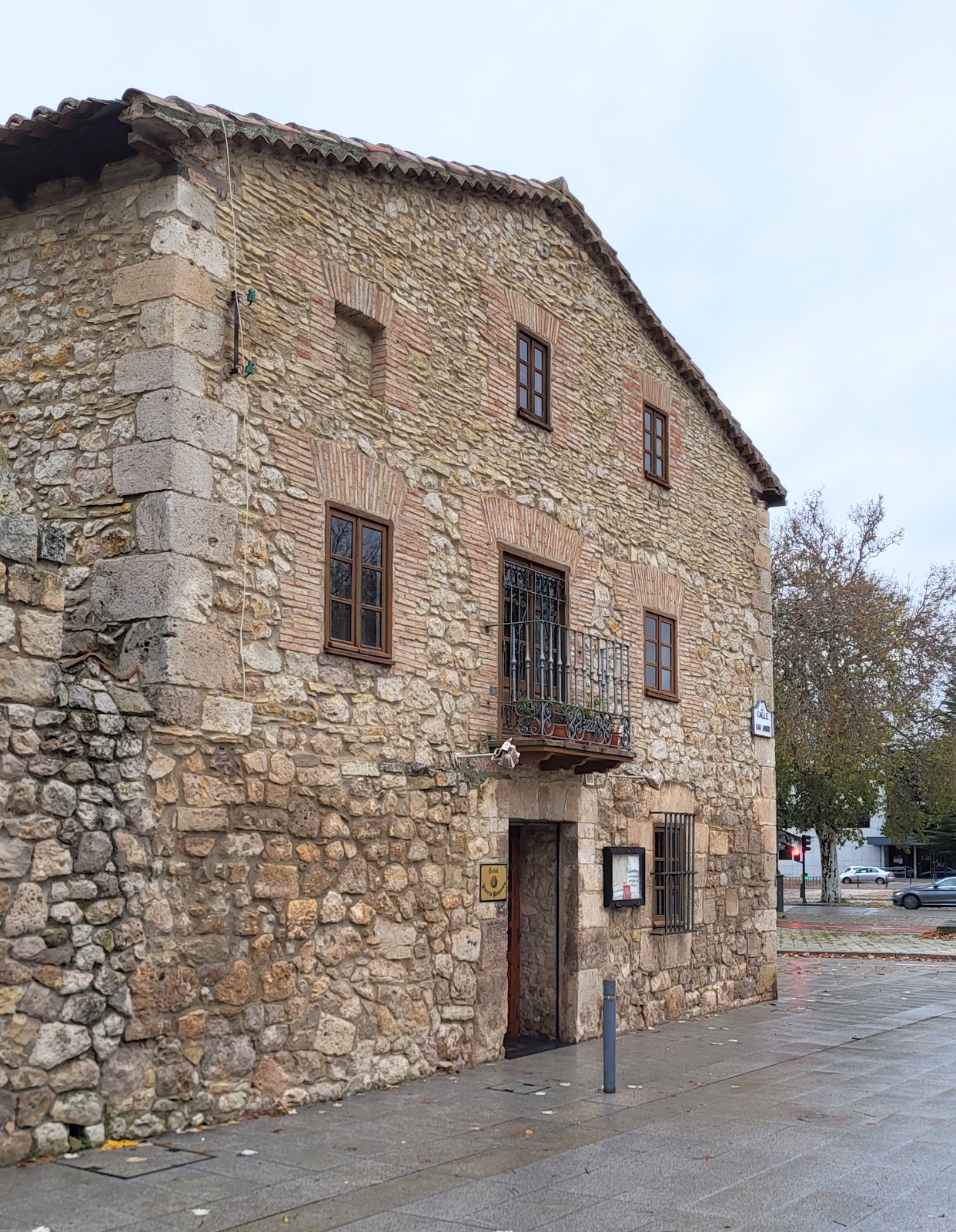 Puerta Romeros photo 6, hotel accommodation in Burgos on the Camino Frances