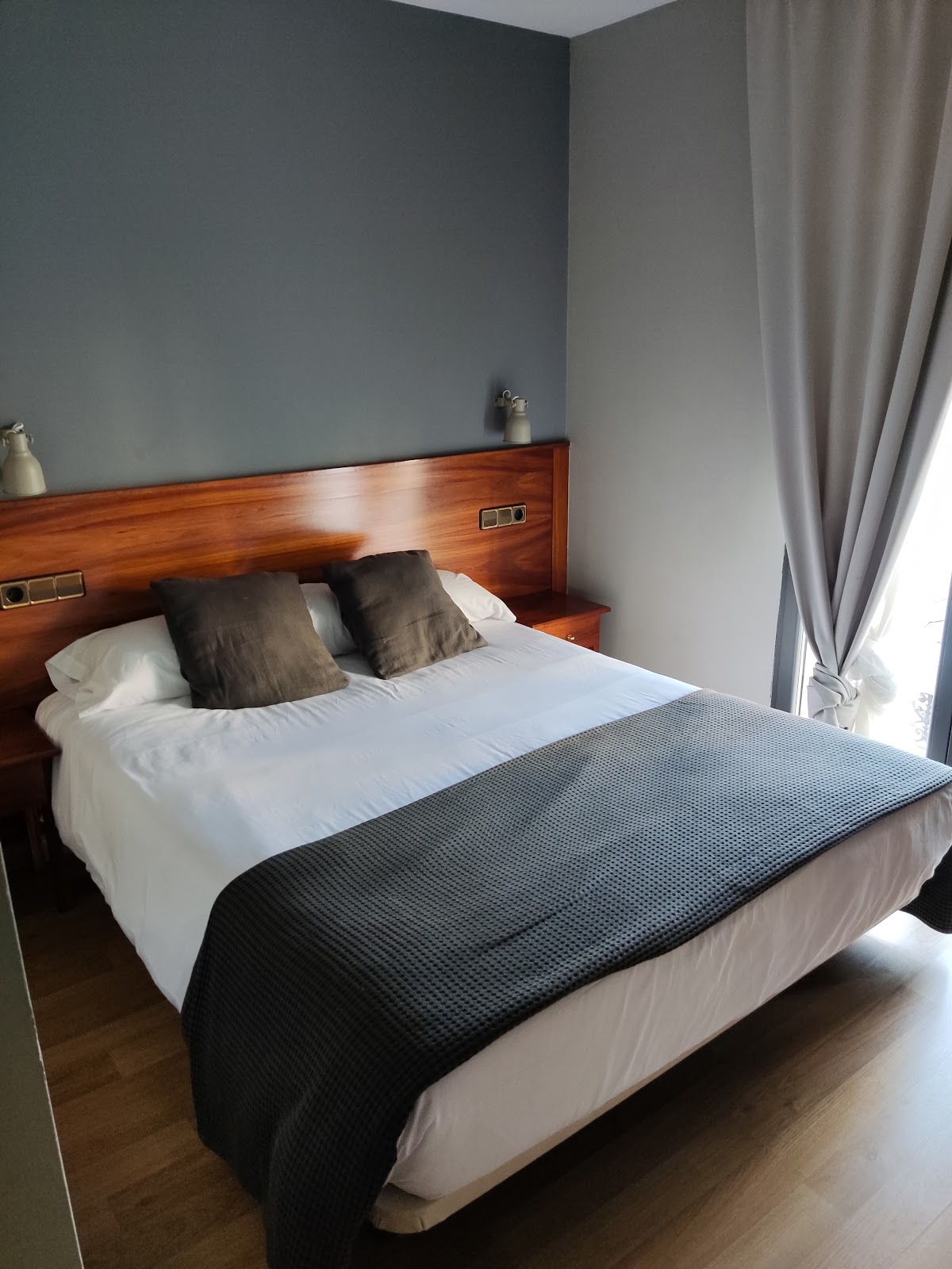 Los Templarios photo 12, hotel accommodation in Ponferrada on the Camino Frances