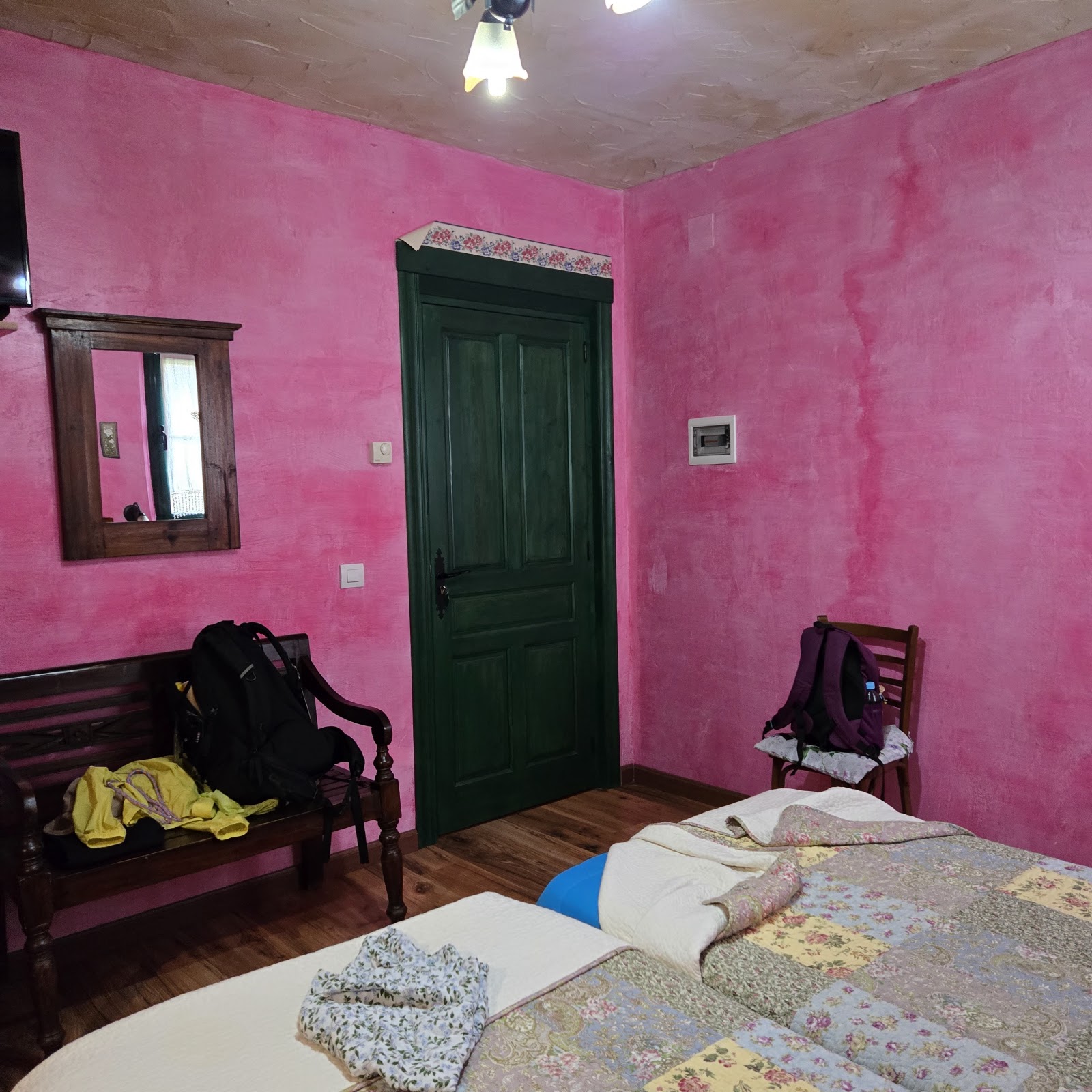 ALBERGUE peregrinos CASAFLOR photo 18, hostel accommodation in Murias de Rechivaldo on the Camino Frances