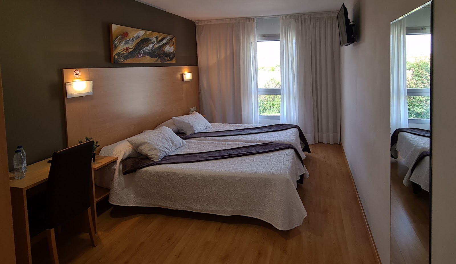 Villa De Los Arcos photo 2, hotel accommodation in Los Arcos on the Camino Frances