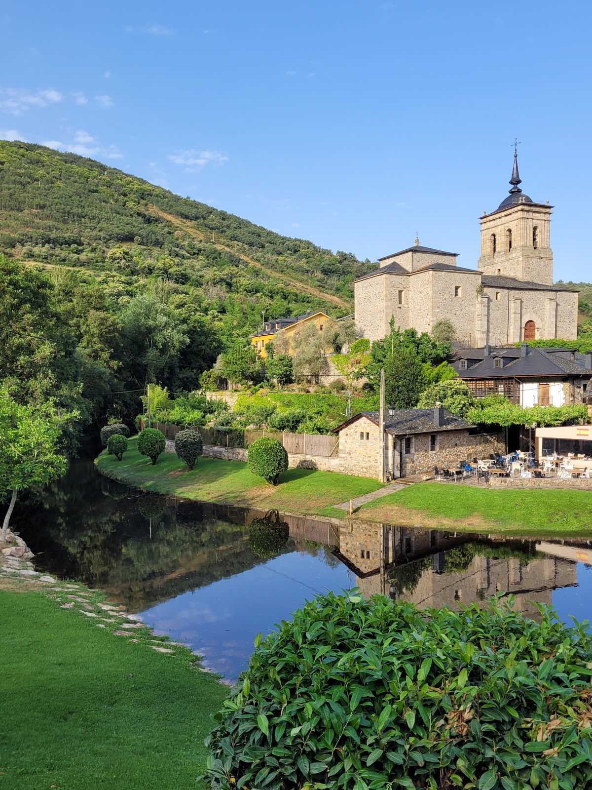 Hostal el Palacio photo 16, hostel accommodation in Molinaseca on the Camino Frances