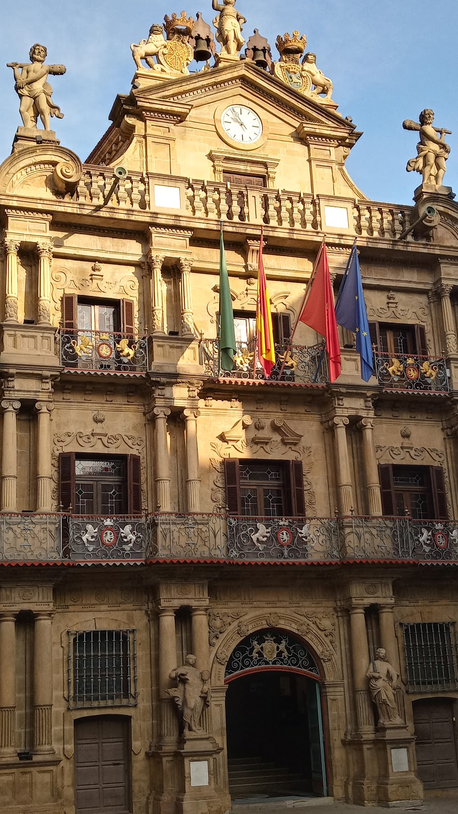 Hostal Navarra-Nafarroa photo 18, guesthouse accommodation in Pamplona on the Camino Frances