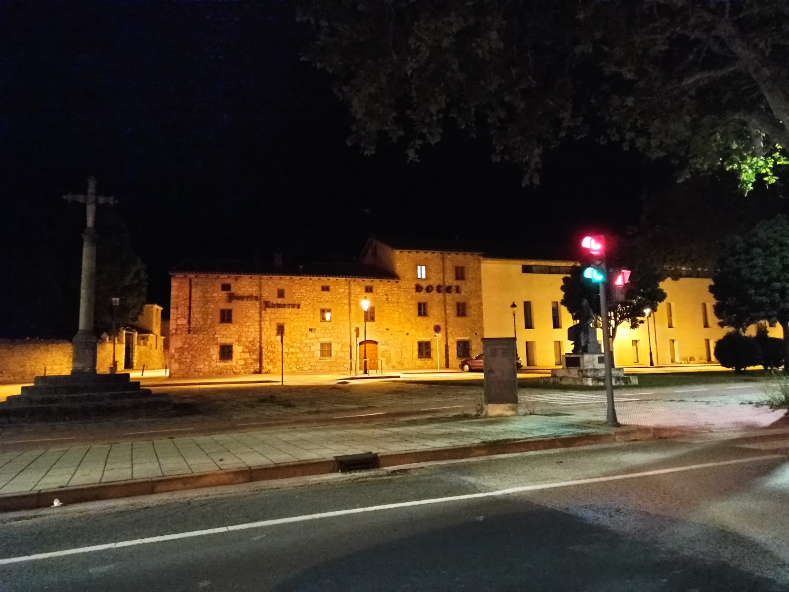 Puerta Romeros photo 8, hotel accommodation in Burgos on the Camino Frances