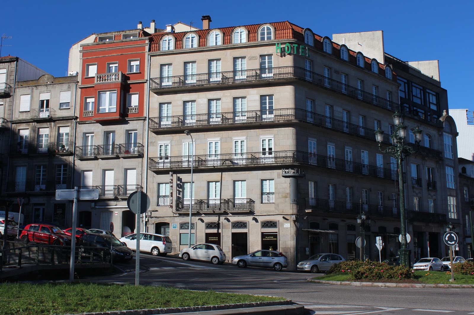 Hotel Lino, hotel accommodation in Vigo on the Camino Portuguese