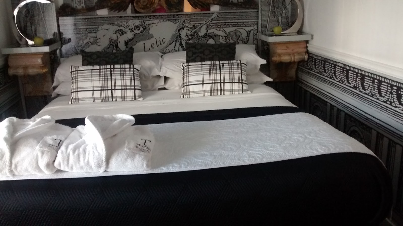 Teatro Boutique Rooms & Suites photo 7, pension accommodation in Lisbon on the Camino Portuguese