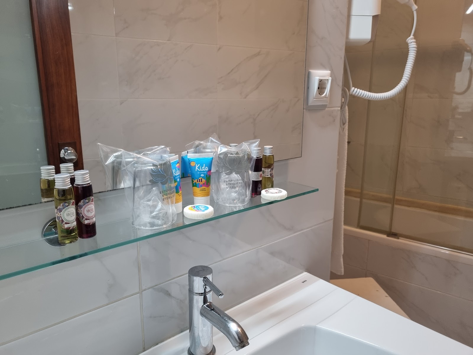 Hotel Pao de Acucar photo 3, hotel accommodation in Porto on the Camino Portuguese