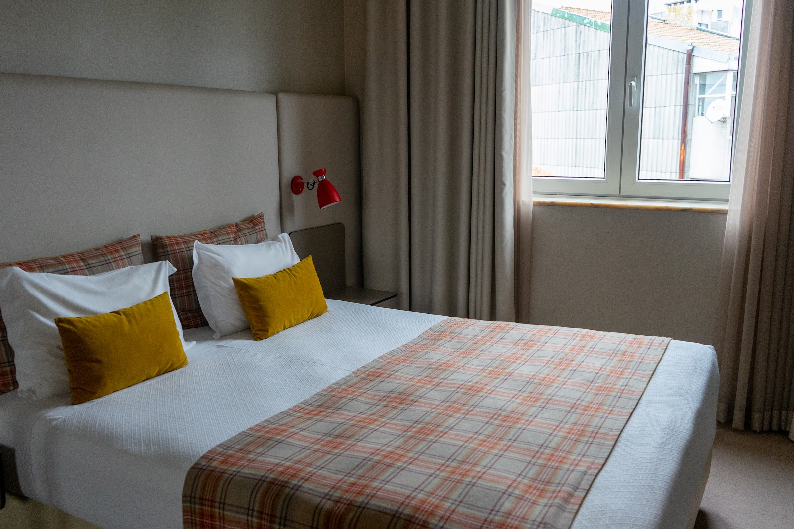 WOT Porto photo 2, hotel accommodation in Porto on the Camino Portuguese