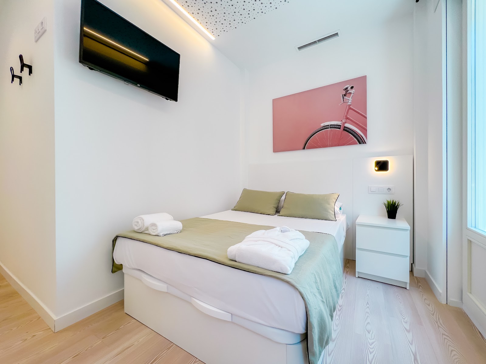 HOSTEL CHARINO photo 2, albergue accommodation in Pontevadra on the Camino Portuguese