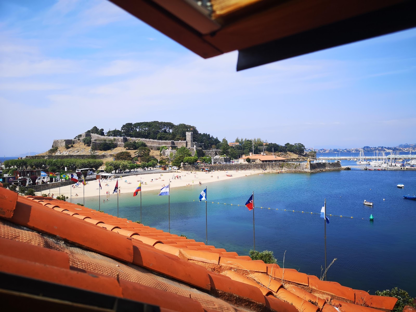 Hotel Anunciada, hotel accommodation in Baiona on the Camino Portuguese