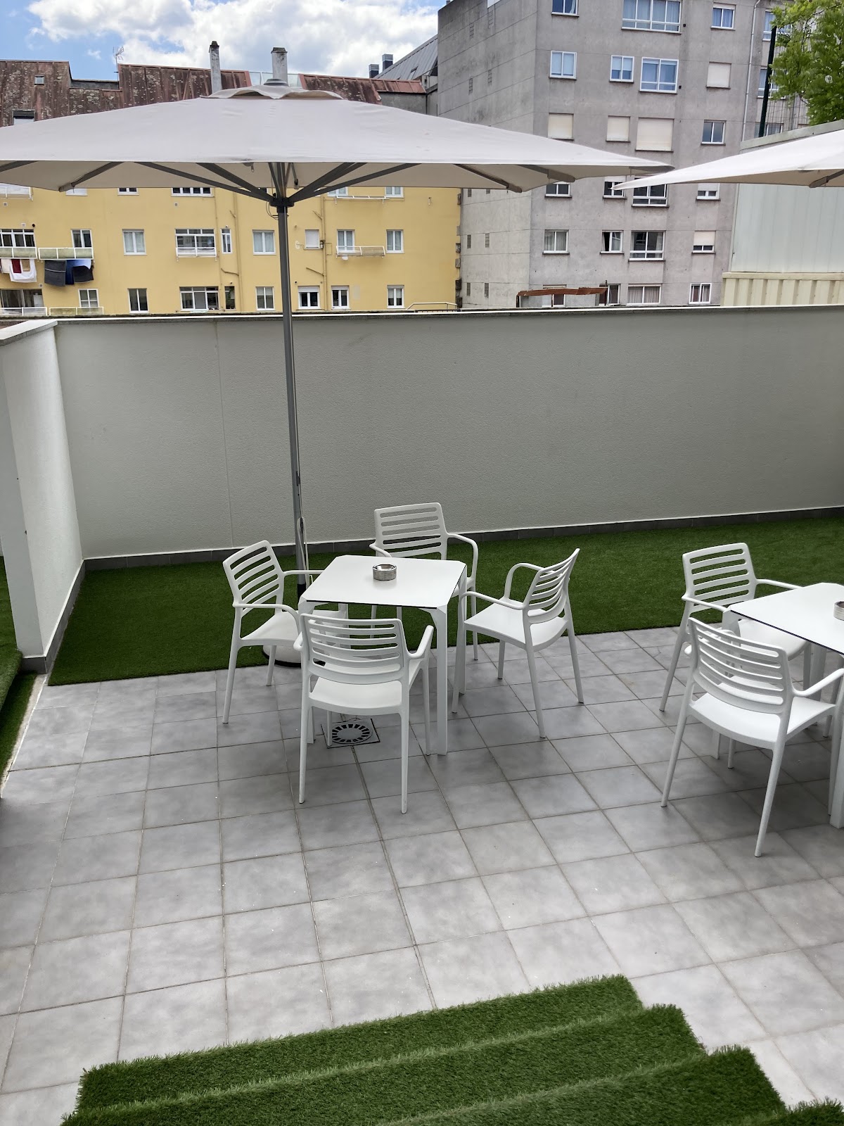 BULEZEN URBAN HOSTEL, albergue accommodation in Pontevadra on the Camino Portuguese