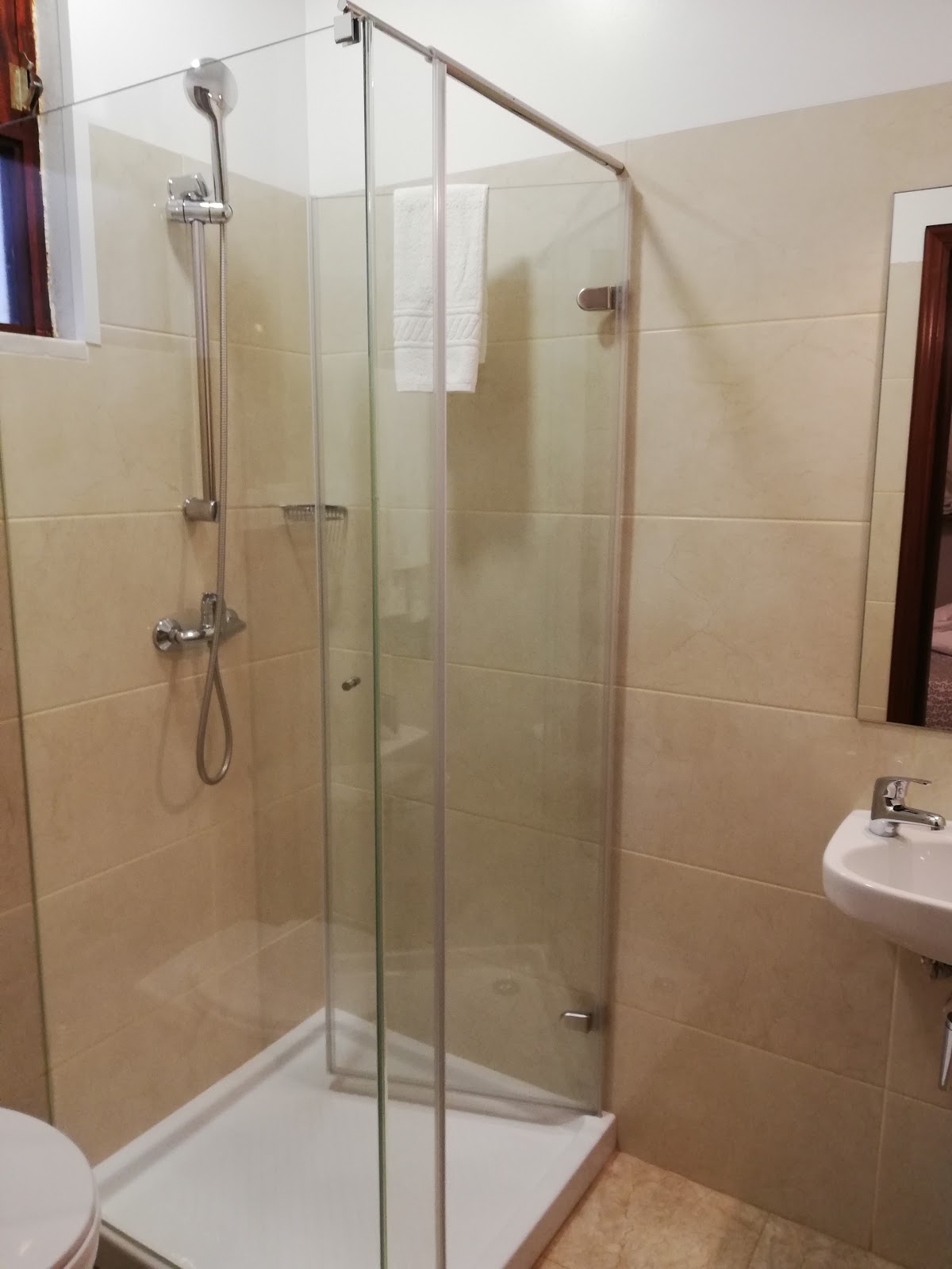Abrigo do portinho photo 9, hotel accommodation in Vila Praia de Ancora on the Camino Portuguese