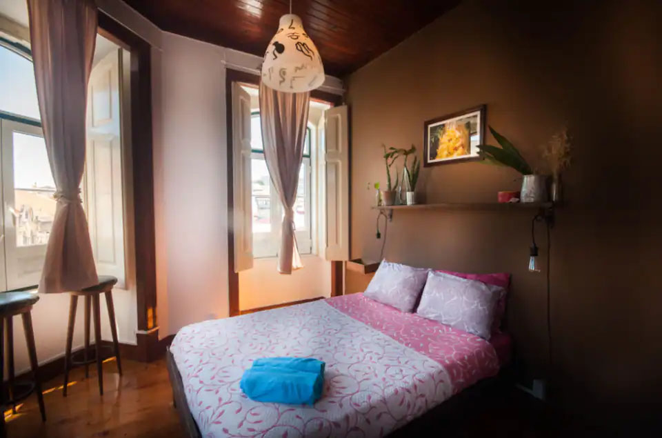 Oliva Guest House, pension accommodation in Vila Franca de Xira on the Camino Portuguese