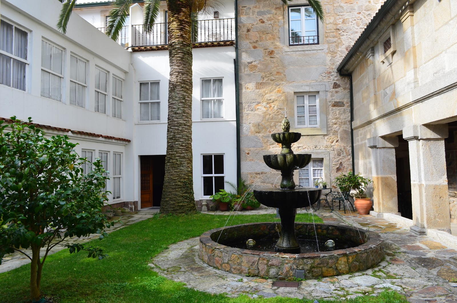 Saint Benedict Convent, hotel accommodation in A Guarda on the Camino Portuguese