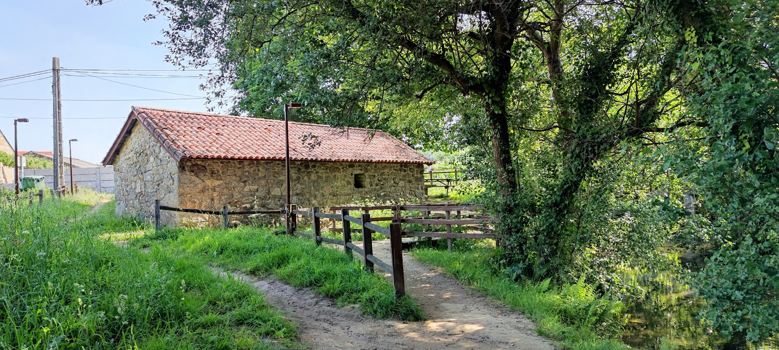 Hotel Torres, hotel accommodation in Vilanova de Arousa on the Camino Portuguese