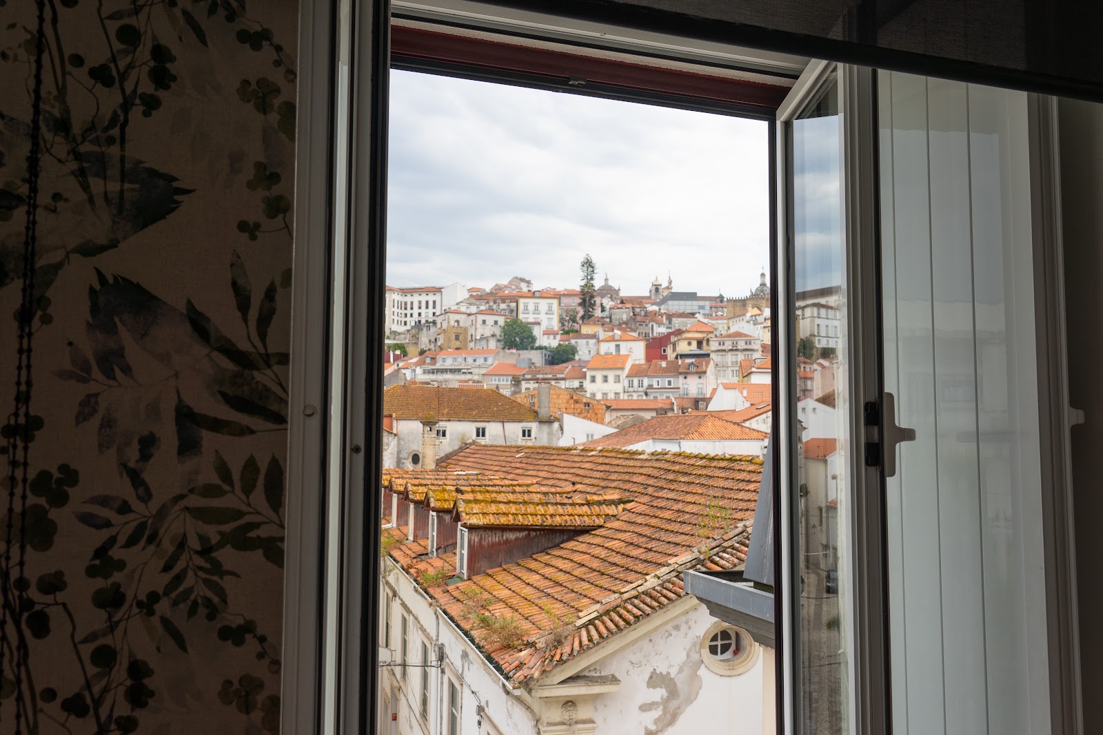 Hotel Vitória, hotel accommodation in Coimbra on the Camino Portuguese