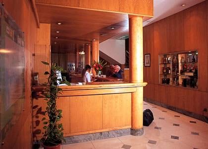 Hotel Universal photo 4, hotel accommodation in Porto on the Camino Portuguese