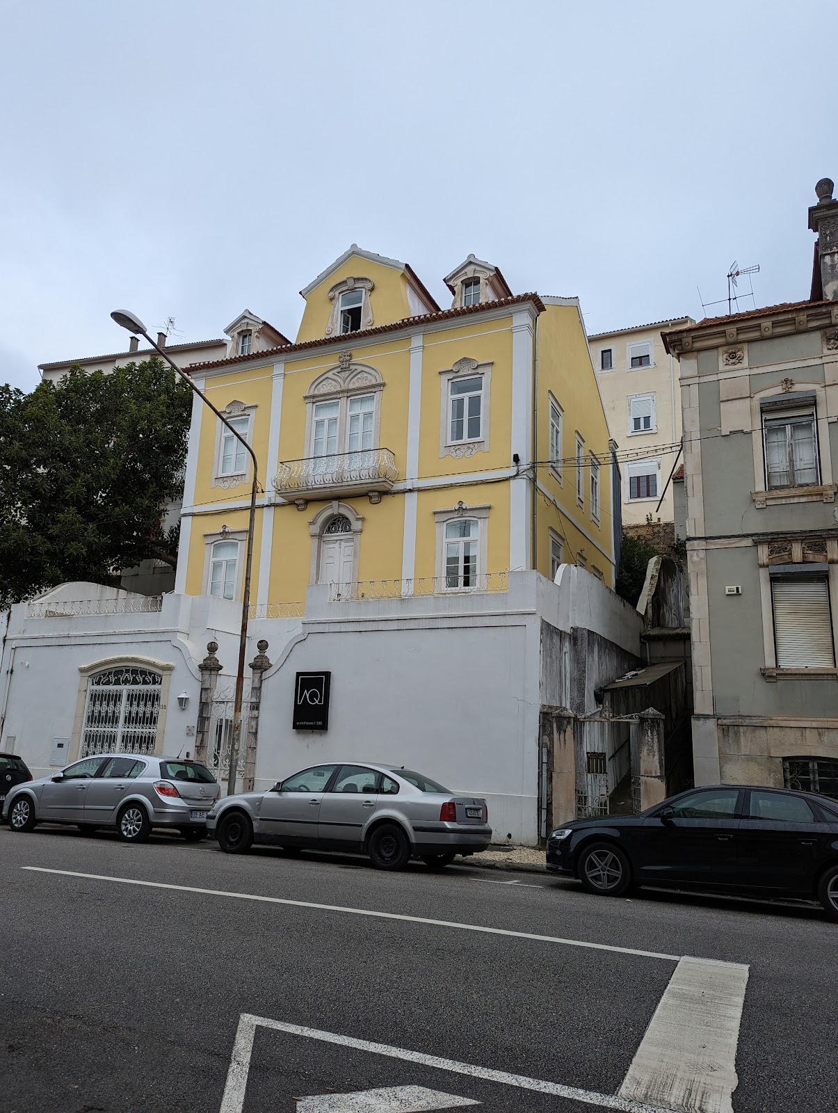 AQ 188 Guest House, pension accommodation in Coimbra on the Camino Portuguese