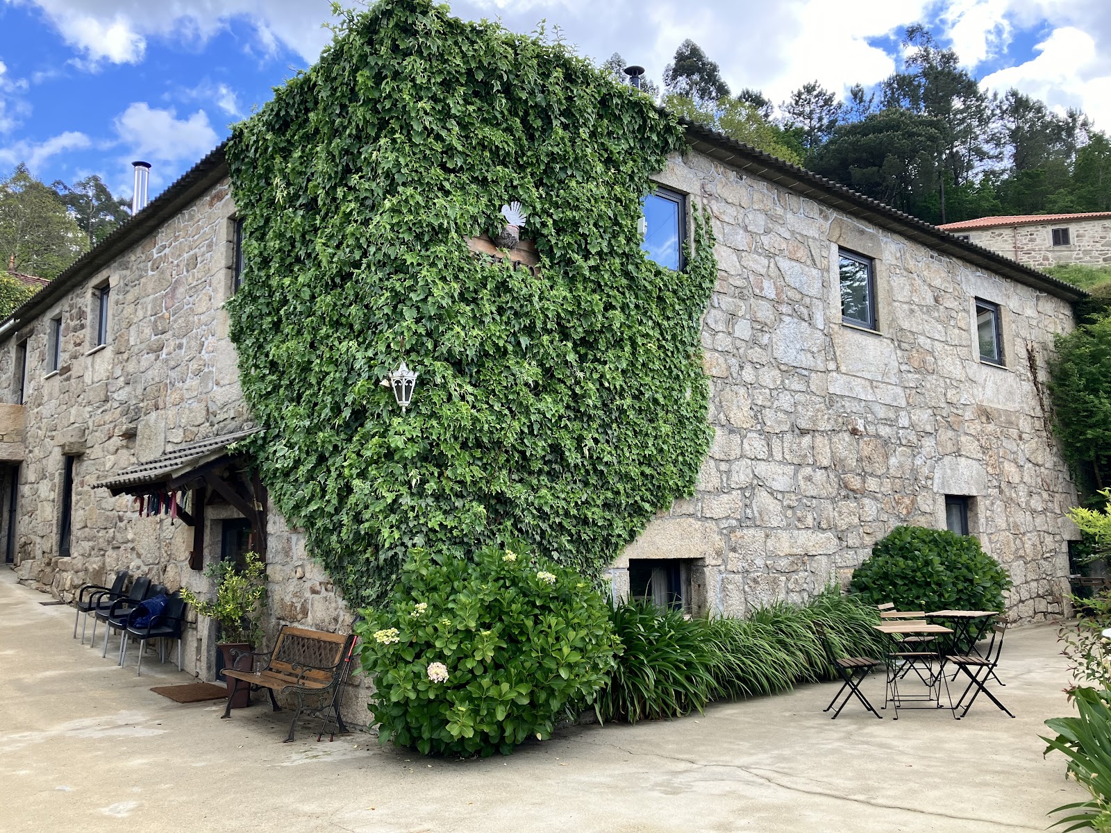 Ninho Albergue- The Pilgrim Nest, albergue accommodation in Romarigaes on the Camino Portuguese
