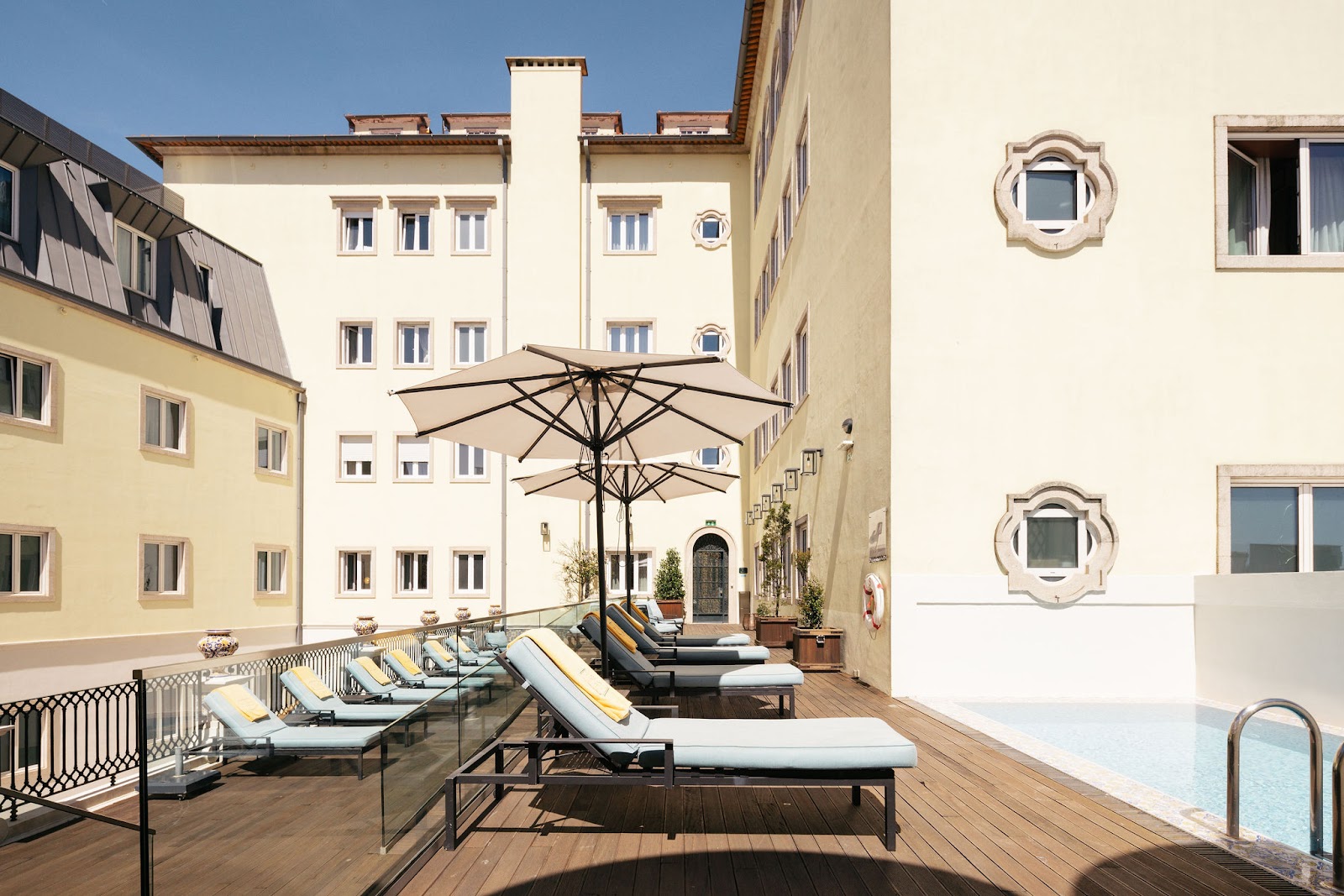 Infante Sagres Porto - Small Luxury Hotels Of The World, hotel accommodation in Porto on the Camino Portuguese