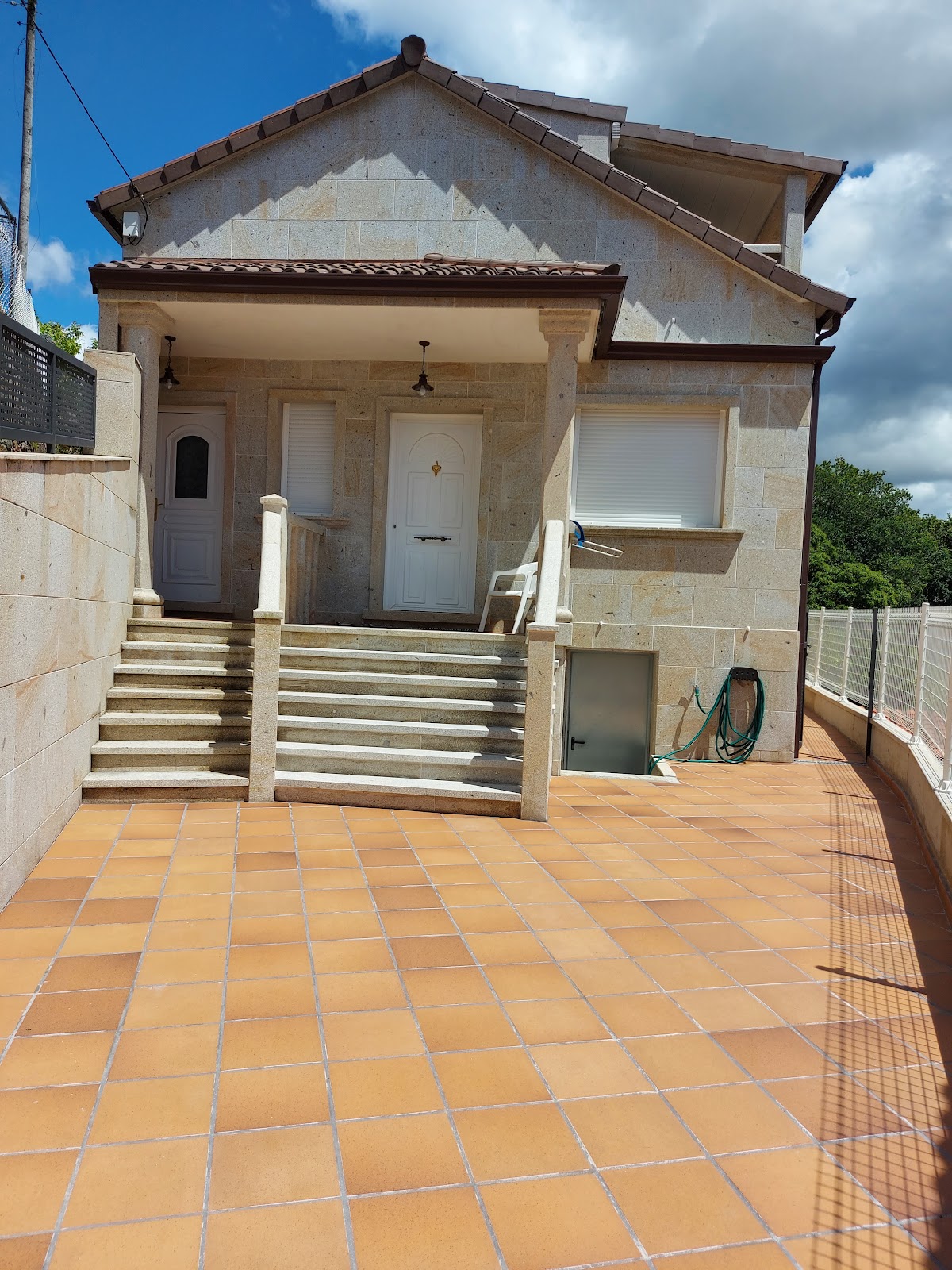 CASA MUCHA, apartment accommodation in Combarro / Poio on the Camino Portuguese