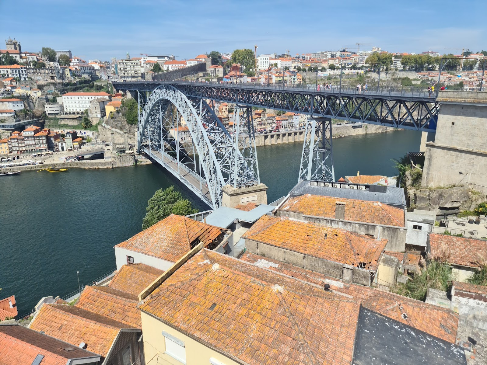 Onefam Ribeira Hostel Porto, albergue accommodation in Porto on the Camino Portuguese