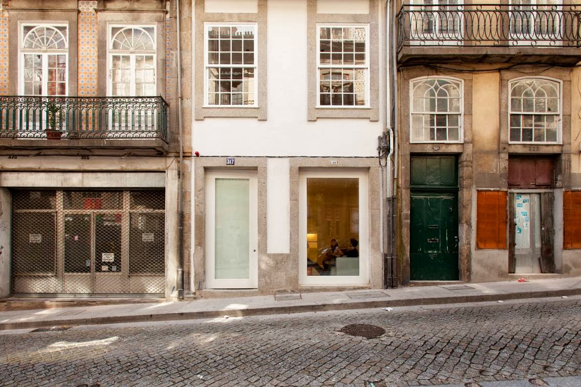 Porto Lounge Hostel & Guesthouse, albergue accommodation in Porto on the Camino Portuguese