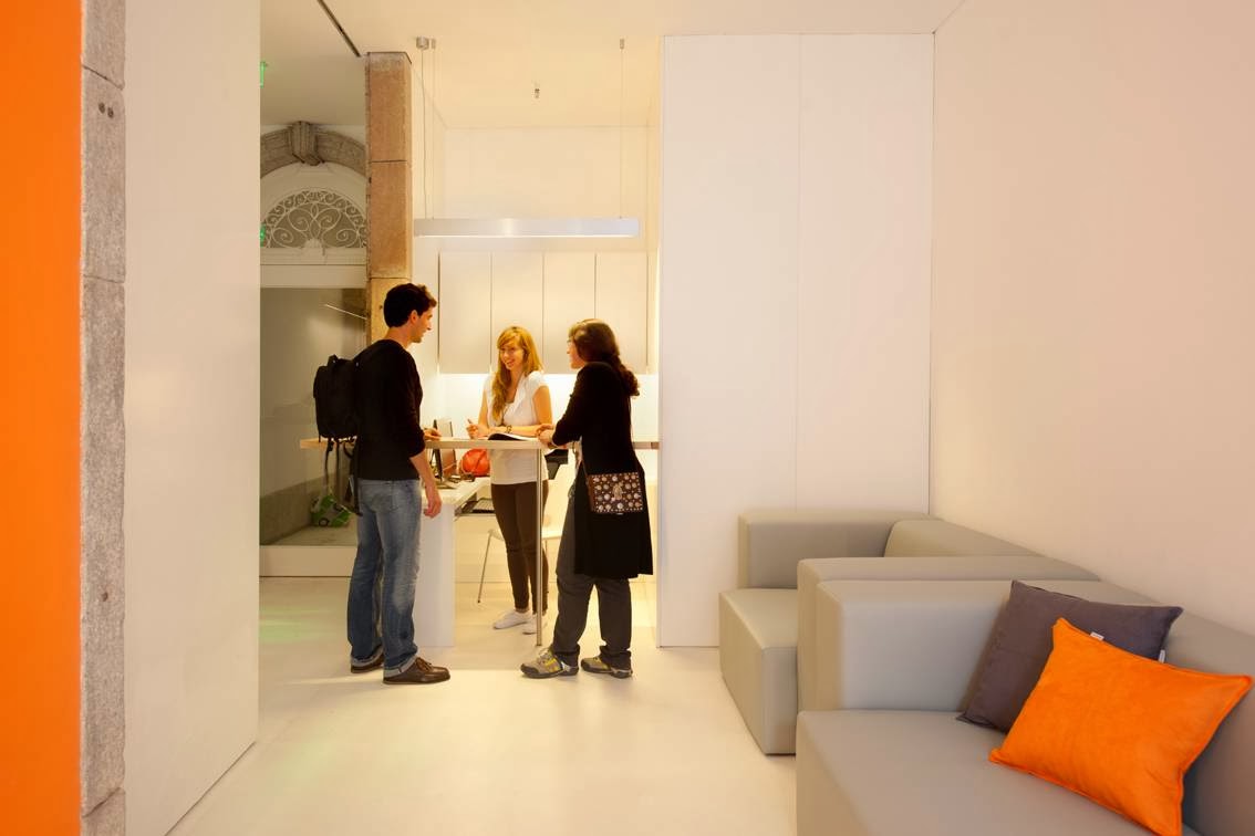 Porto Lounge Hostel & Guesthouse photo 6, albergue accommodation in Porto on the Camino Portuguese